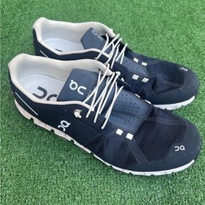 ON Running Mesh Trainers Men’s Size 12.5 Navy/White pre-owned